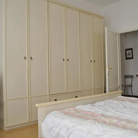 Lombardi Abbeveratoia Parma Room photo